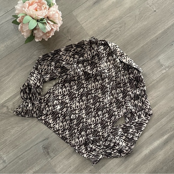 New Ted Baker Bertei Brown Abstract Beaded Trim Ruffle Sheer Blouse - Picture 6 of 10